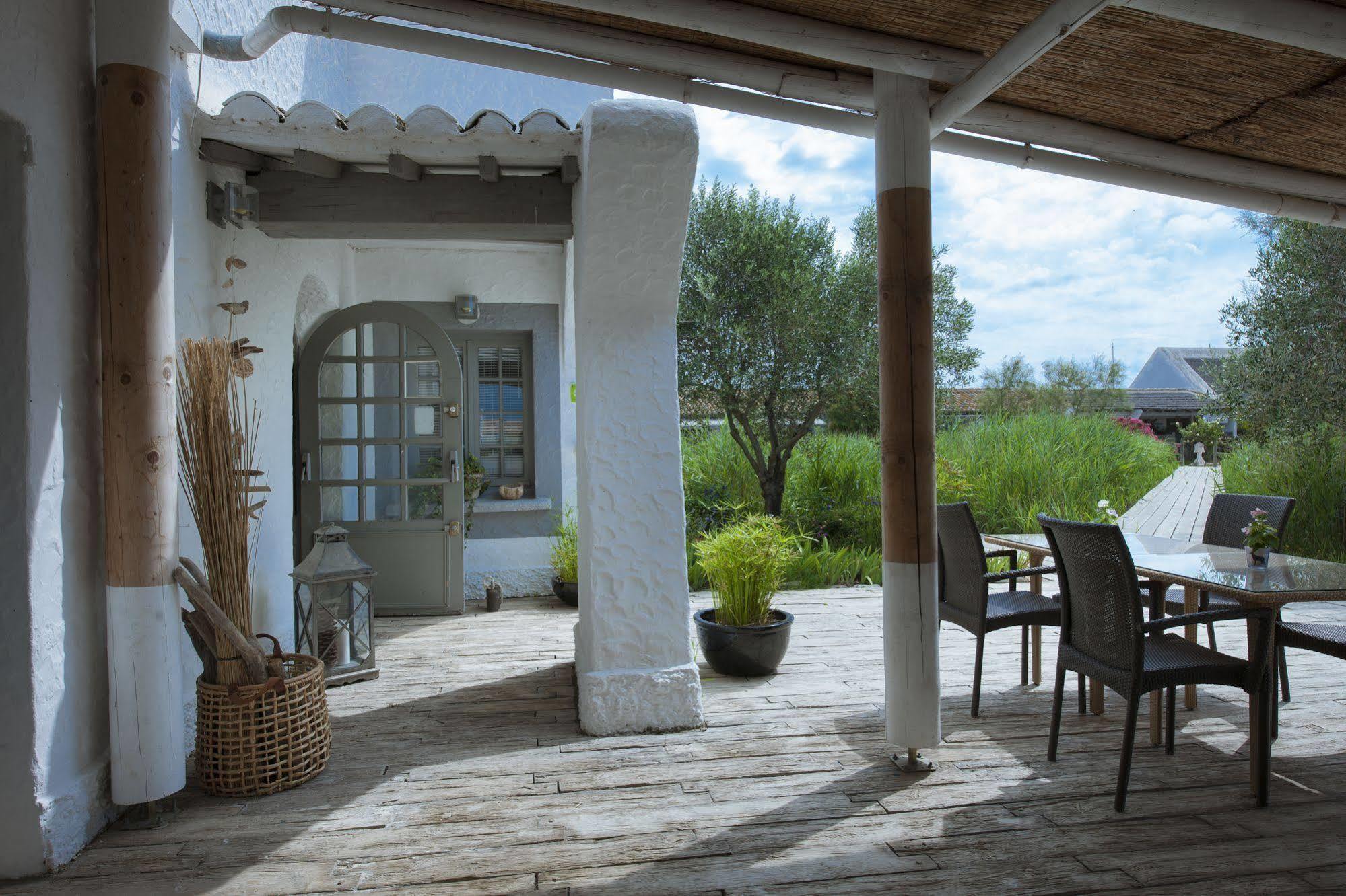 Hotel Restaurant Les Arnelles Saintes-Maries-de-la-Mer Luaran gambar
